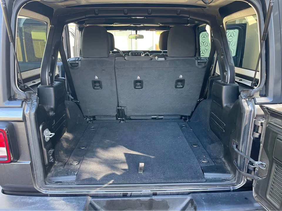 2020 Jeep JL Wrangler - Image 10 of 10