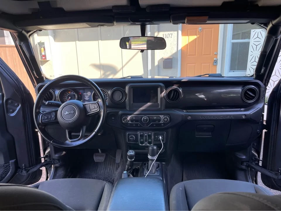 2020 Jeep JL Wrangler - Image 5 of 10