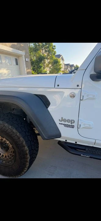 2020 Jeep JL Wrangler - Image 5 of 9