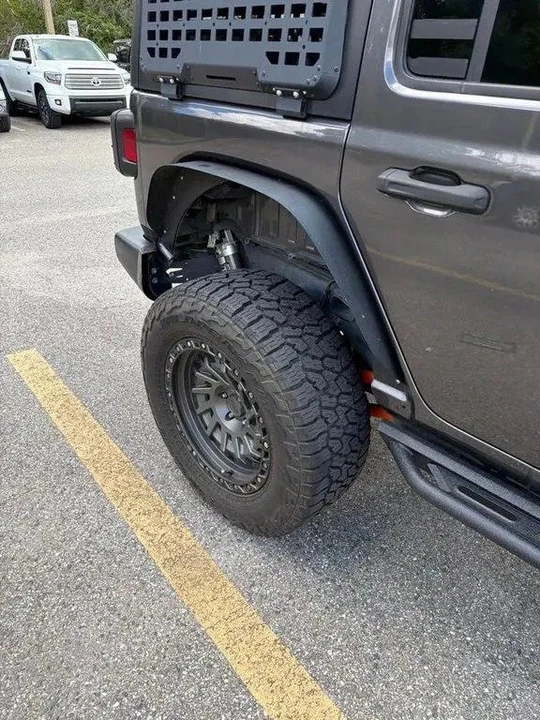 2020 Jeep JL Wrangler - Image 5 of 11
