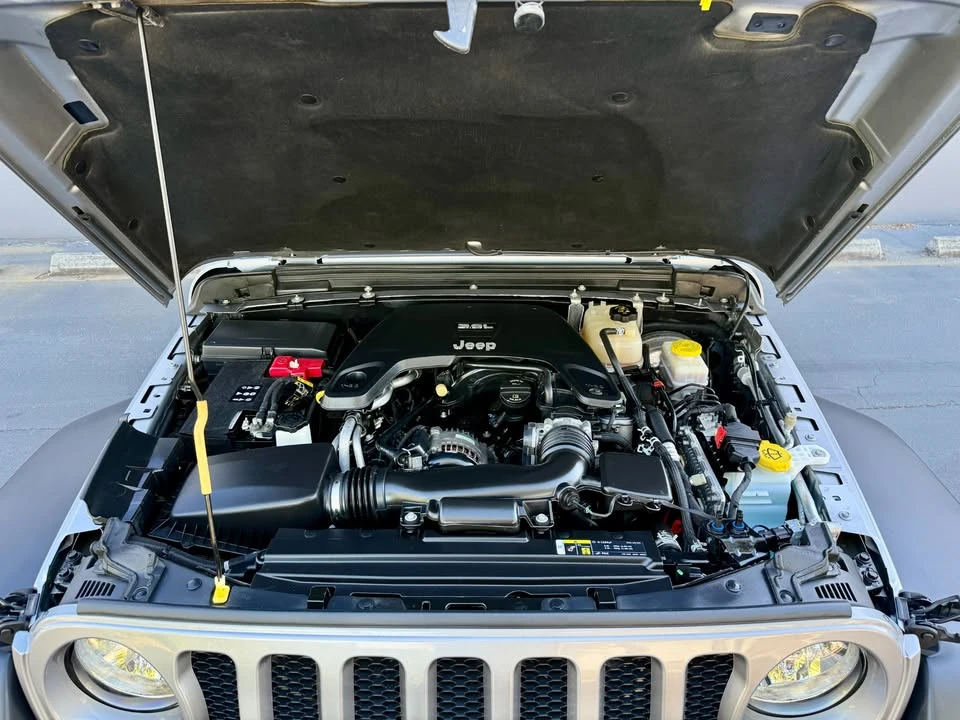 2020 Jeep JL Wrangler - Image 15 of 16