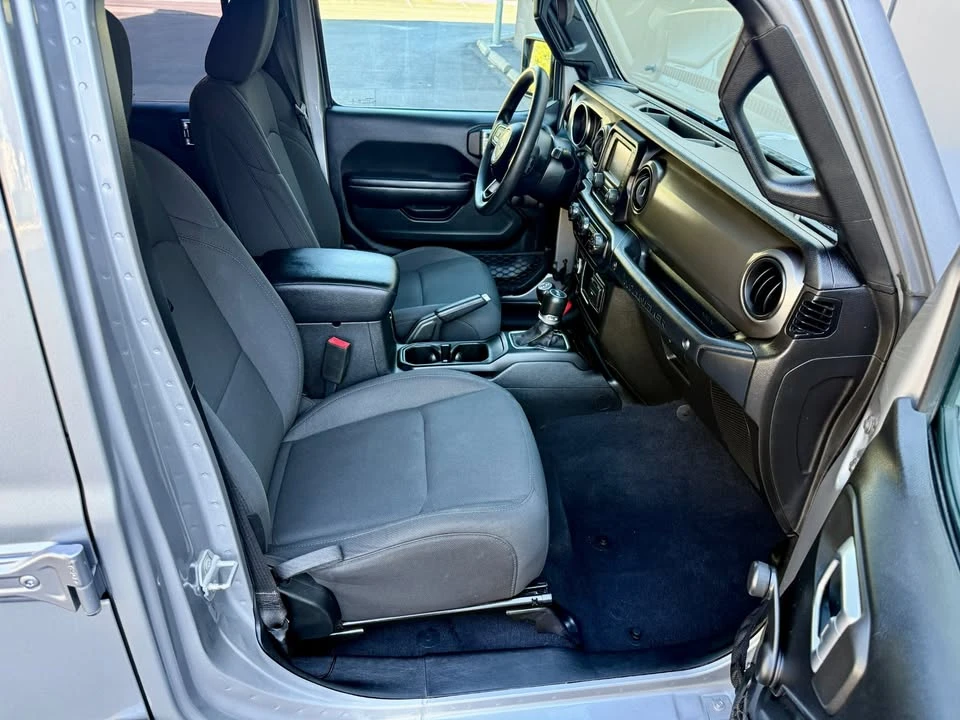 2020 Jeep JL Wrangler - Image 11 of 16