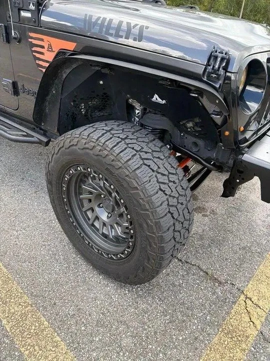 2020 Jeep JL Wrangler - Image 4 of 11