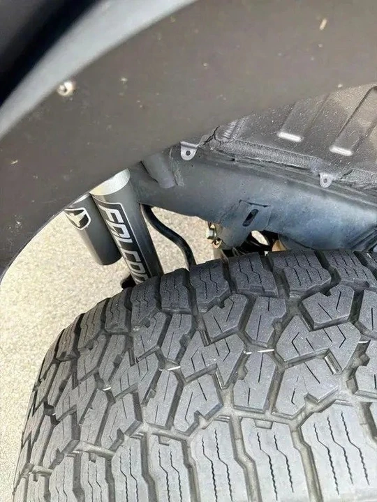 2020 Jeep JL Wrangler - Image 8 of 11