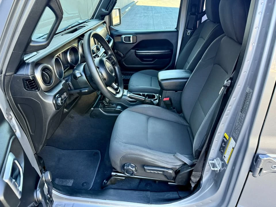 2020 Jeep JL Wrangler - Image 10 of 16