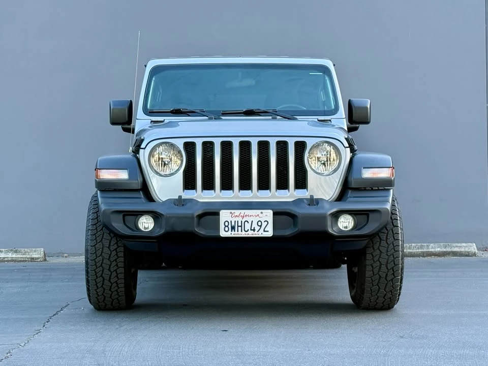 2020 Jeep JL Wrangler - Image 2 of 16