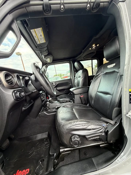 2020 Jeep JL Wrangler - Image 16 of 19