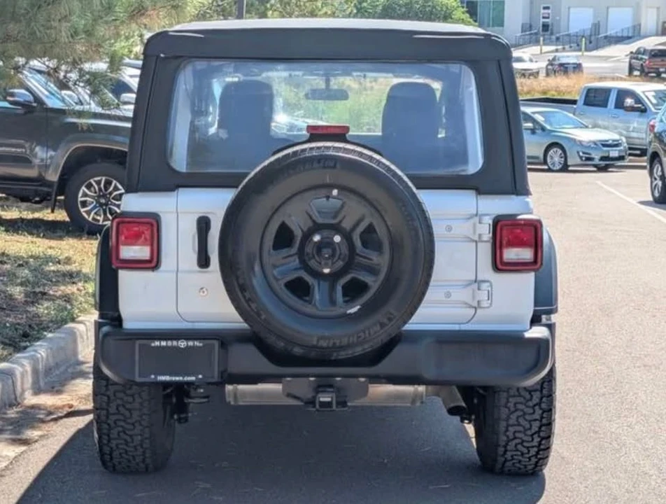 2020 Jeep JL Wrangler - Image 3 of 9