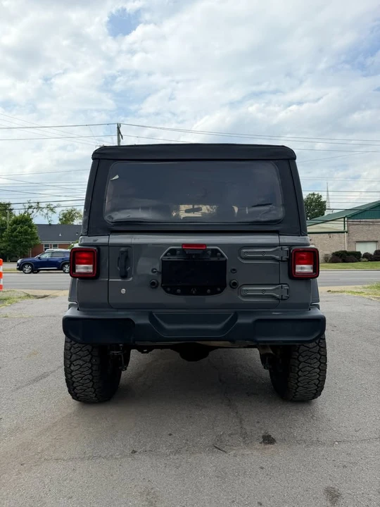 2020 Jeep JL Wrangler - Image 9 of 19