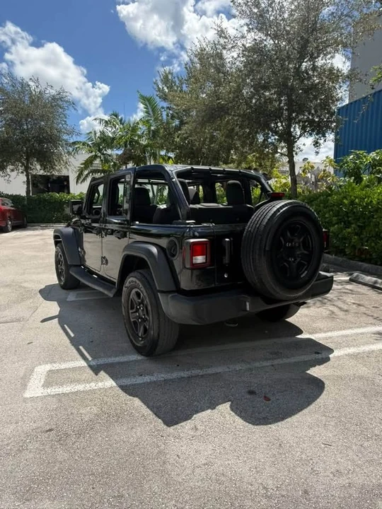 2020 Jeep JL Wrangler - Image 6 of 19