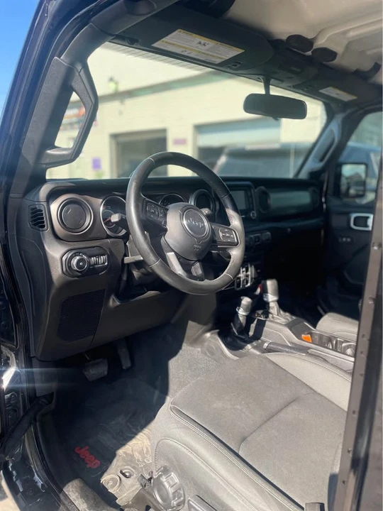 2020 Jeep JL Wrangler - Image 6 of 9