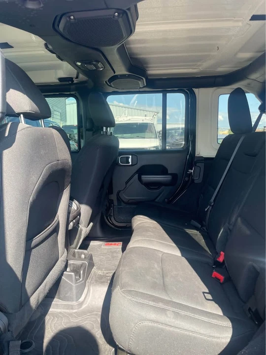2020 Jeep JL Wrangler - Image 7 of 9