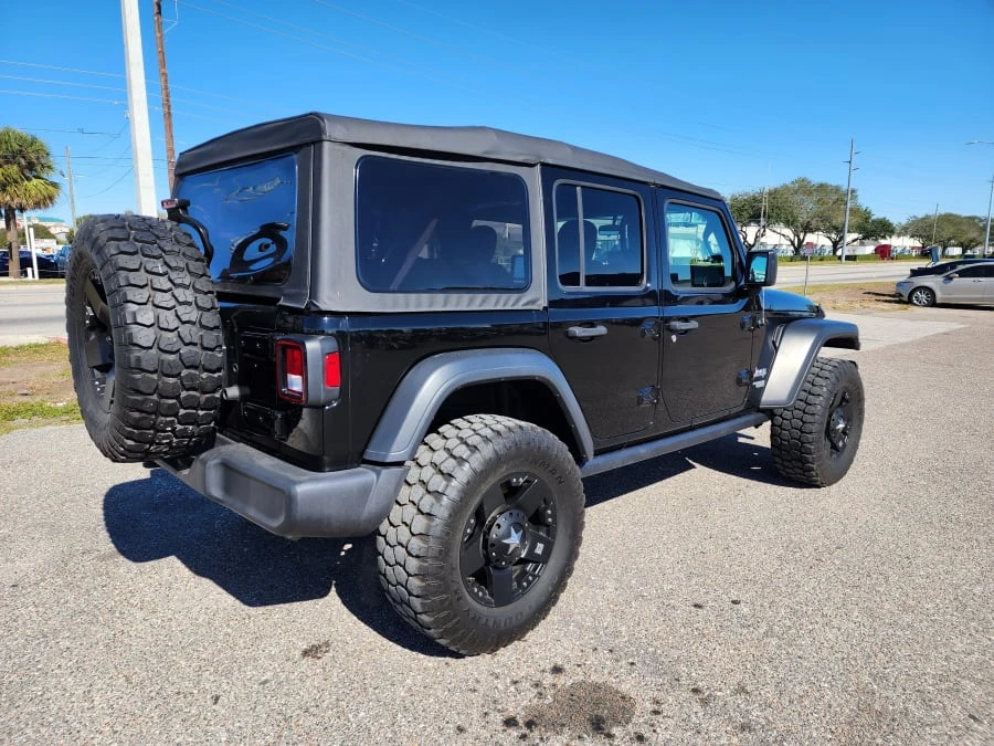 2020 Jeep JL Wrangler - Image 3 of 12