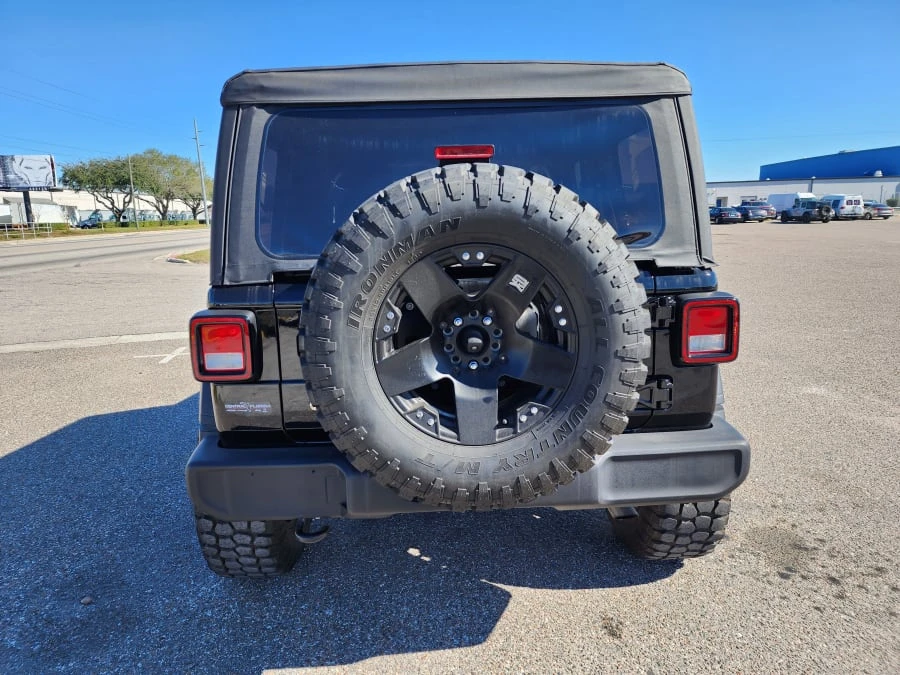 2020 Jeep JL Wrangler - Image 11 of 12
