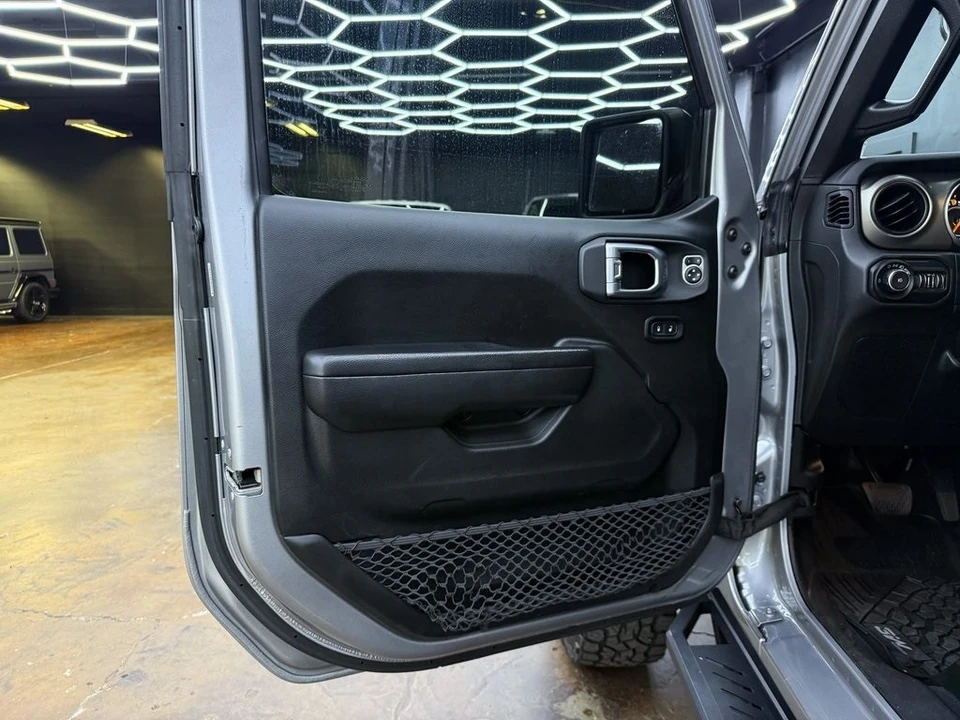 2020 Jeep JL Wrangler - Image 12 of 12