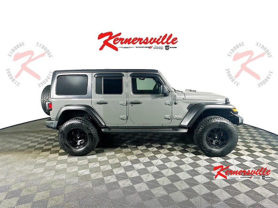 2020 Jeep JL Wrangler - Image 8 of 21