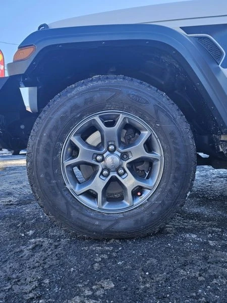 2020 Jeep JL Wrangler - Image 8 of 12