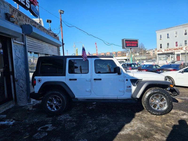 2020 Jeep JL Wrangler - Image 4 of 12