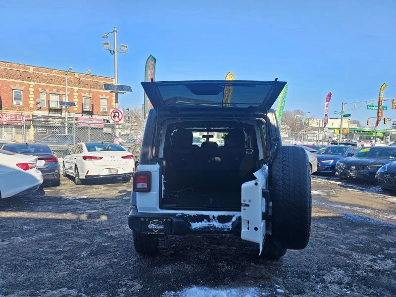 2020 Jeep JL Wrangler - Image 7 of 12