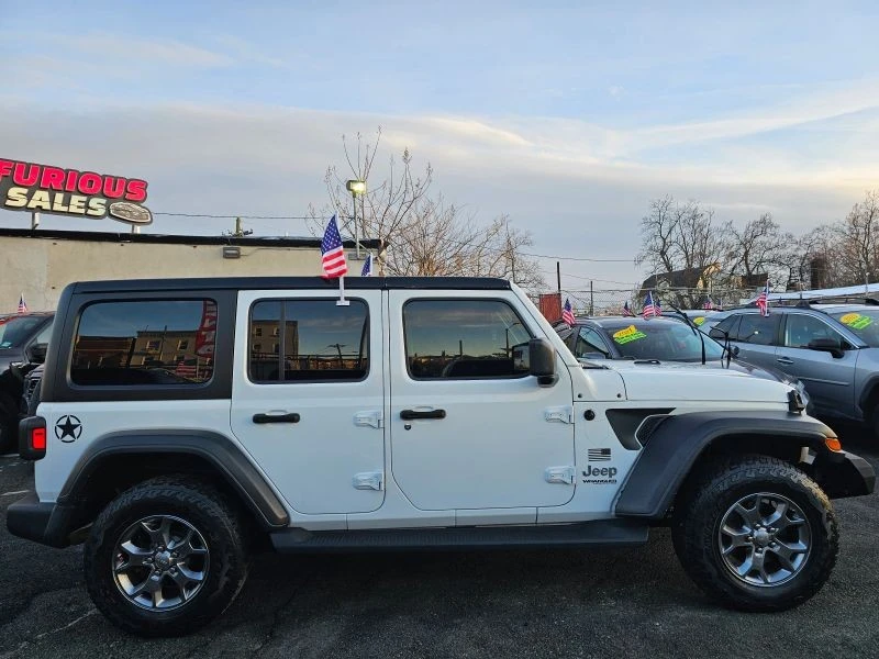 2020 Jeep JL Wrangler - Image 4 of 12