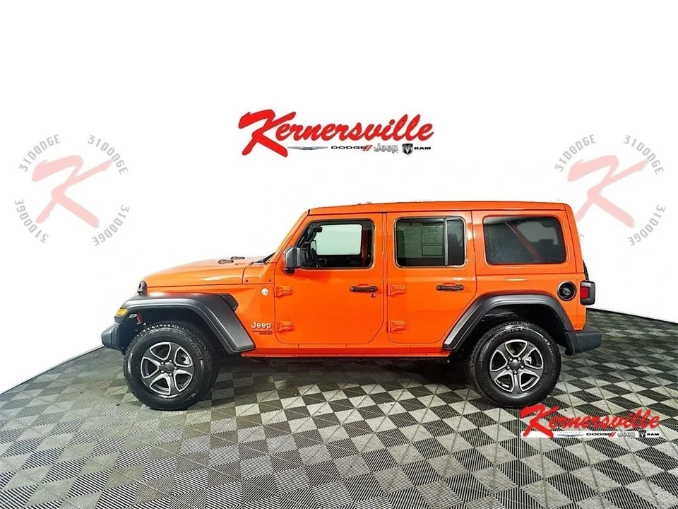 2020 Jeep JL Wrangler - Image 4 of 12