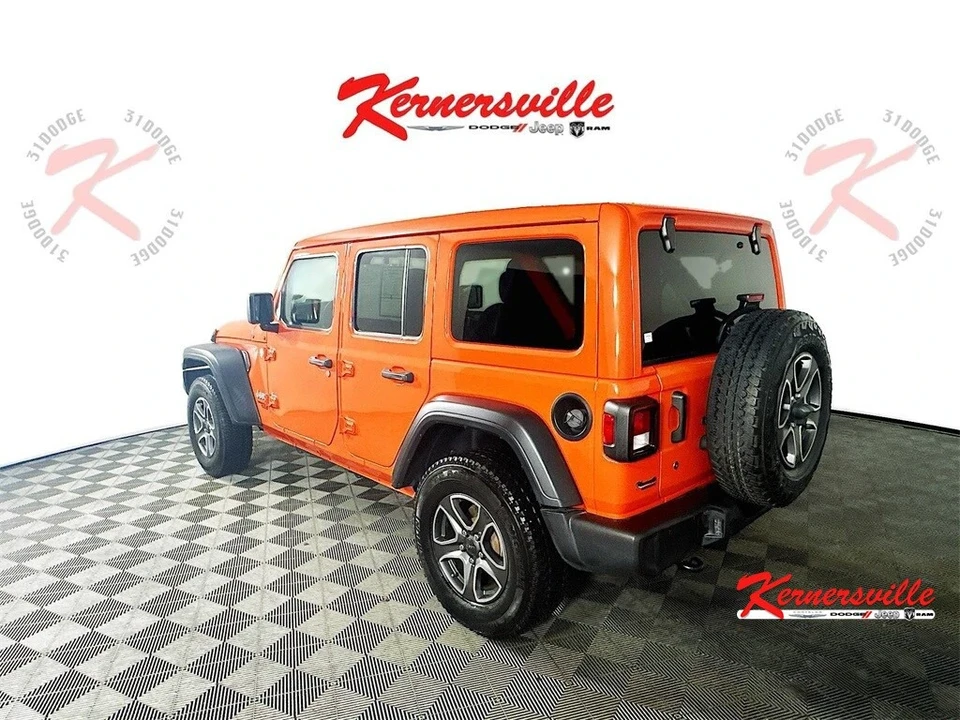 2020 Jeep JL Wrangler - Image 5 of 12
