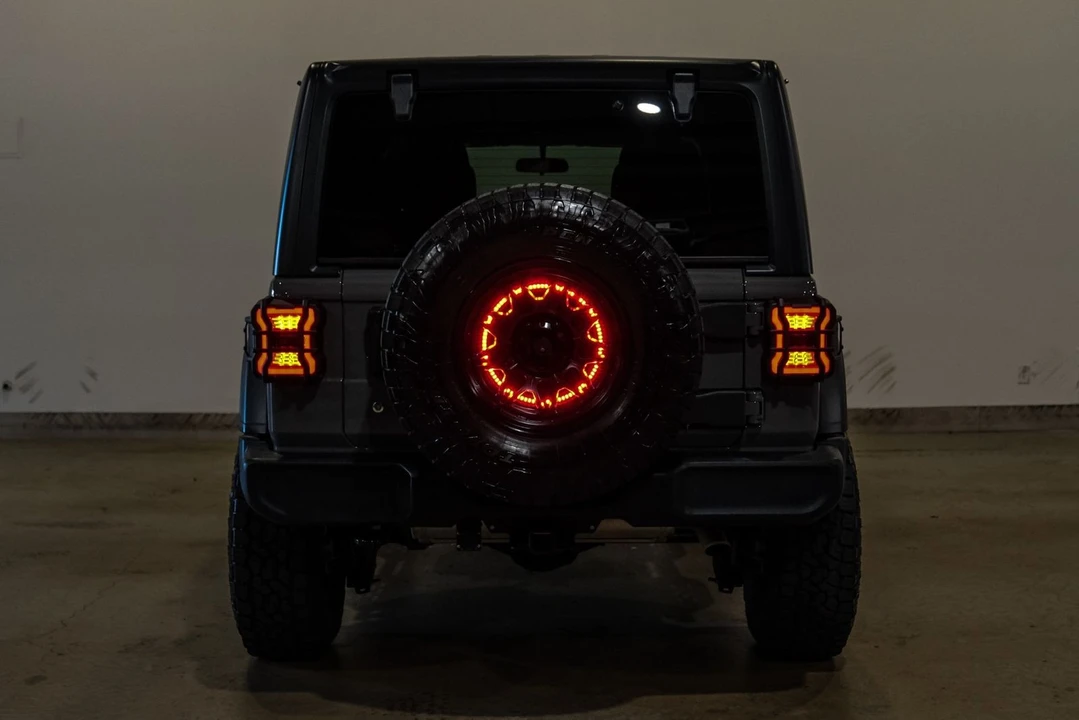 2020 Jeep JL Wrangler - Image 8 of 12