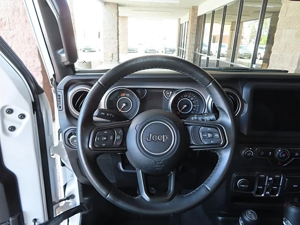 2020 Jeep JL Wrangler - Image 13 of 20