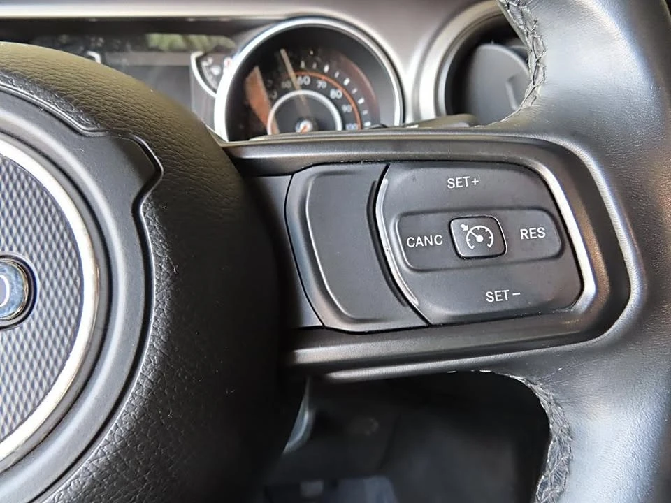 2020 Jeep JL Wrangler - Image 15 of 20