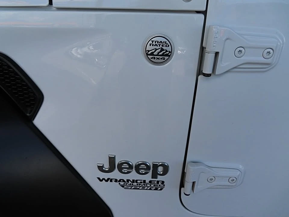 2020 Jeep JL Wrangler - Image 7 of 20