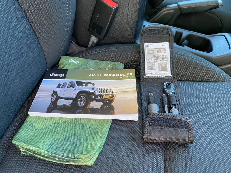 2020 Jeep JL Wrangler - Image 14 of 18