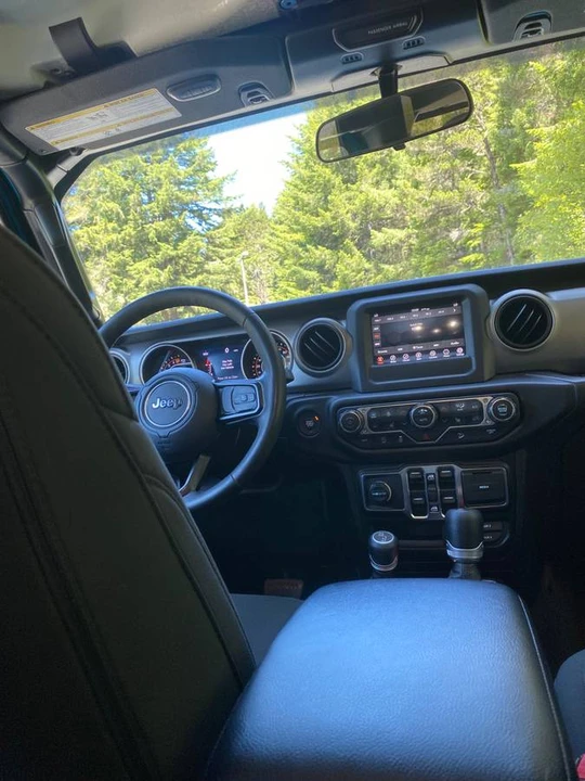 2020 Jeep JL Wrangler - Image 11 of 18