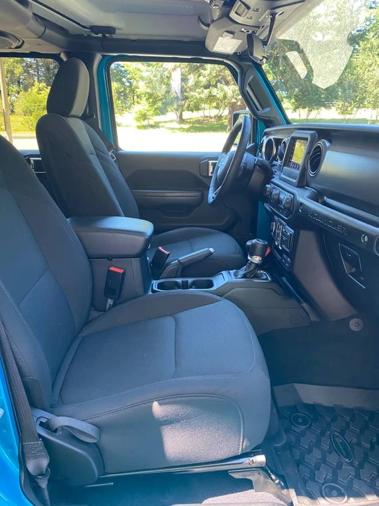 2020 Jeep JL Wrangler - Image 13 of 18