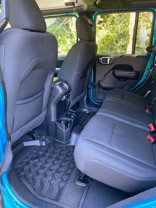 2020 Jeep JL Wrangler - Image 8 of 18