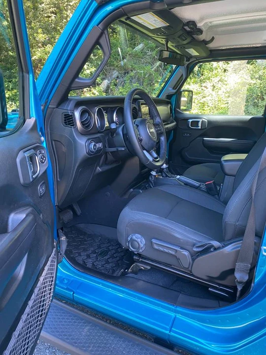 2020 Jeep JL Wrangler - Image 7 of 18