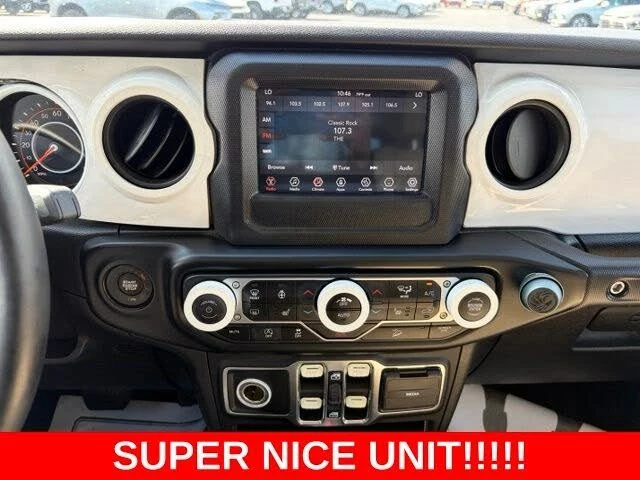 2020 Jeep JL Wrangler - Image 18 of 20