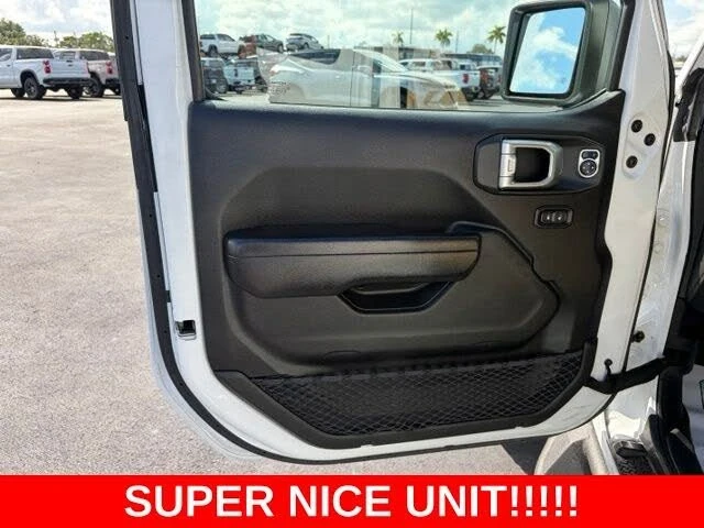 2020 Jeep JL Wrangler - Image 8 of 20