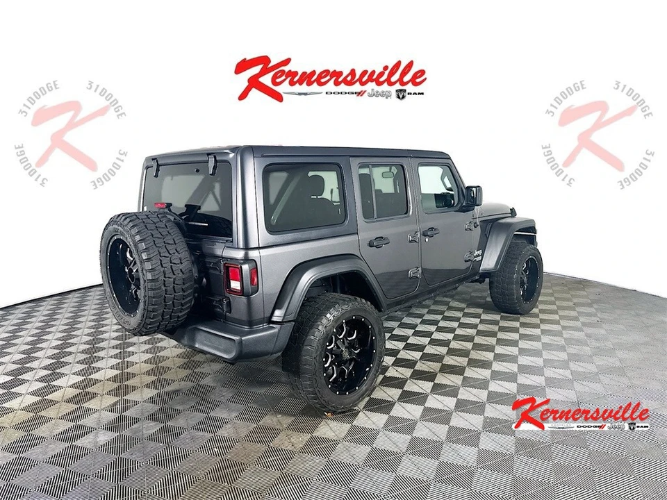 2020 Jeep JL Wrangler - Image 7 of 12