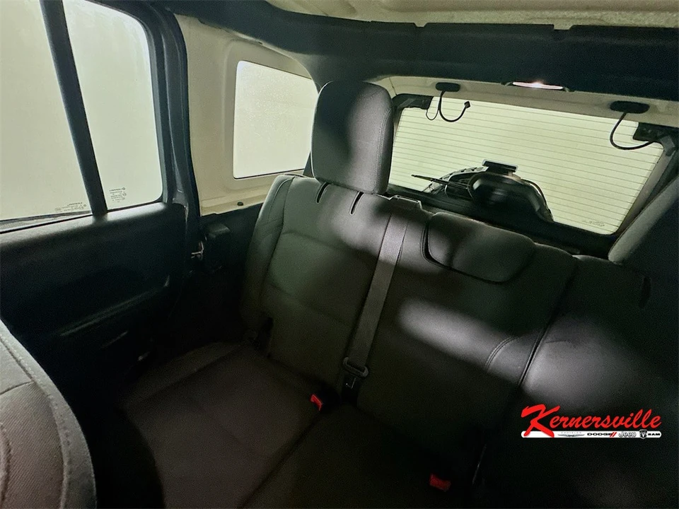2020 Jeep JL Wrangler - Image 12 of 21