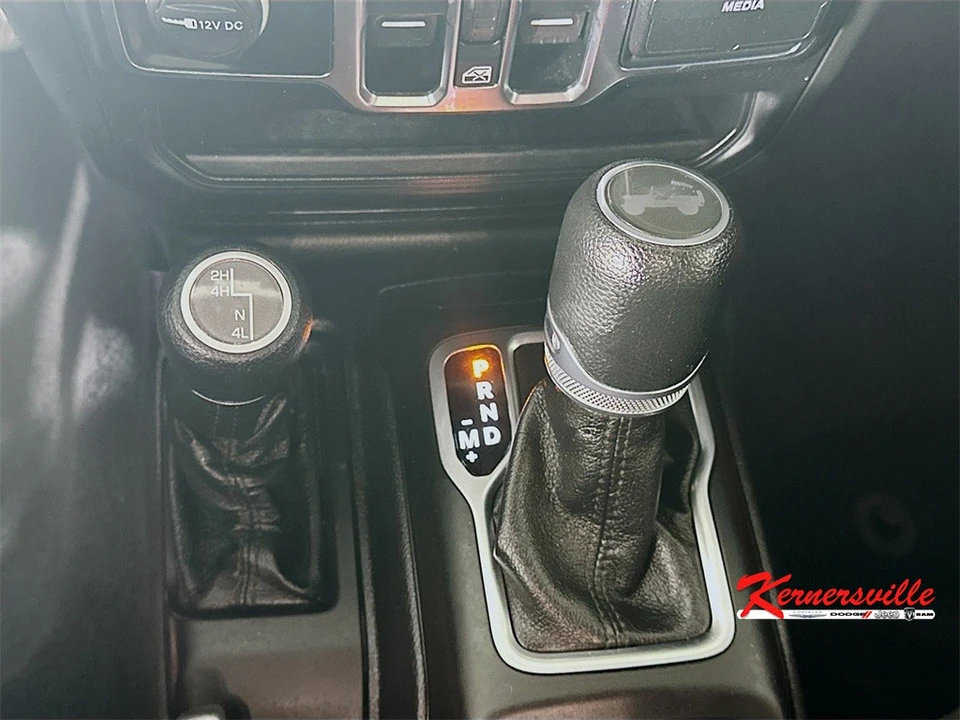 2020 Jeep JL Wrangler - Image 16 of 21