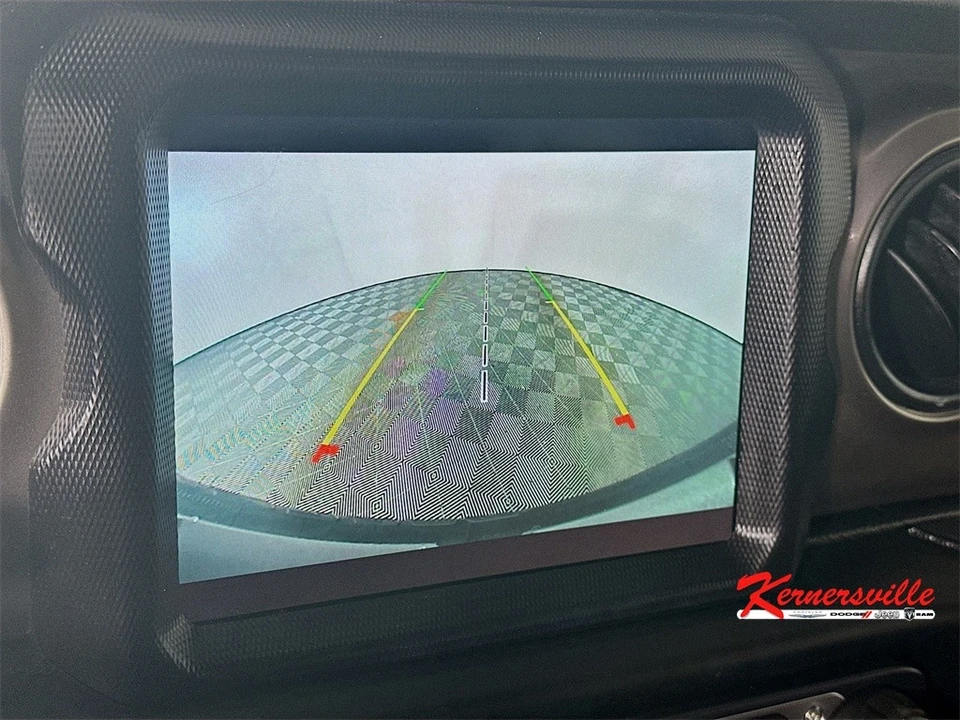2020 Jeep JL Wrangler - Image 20 of 21