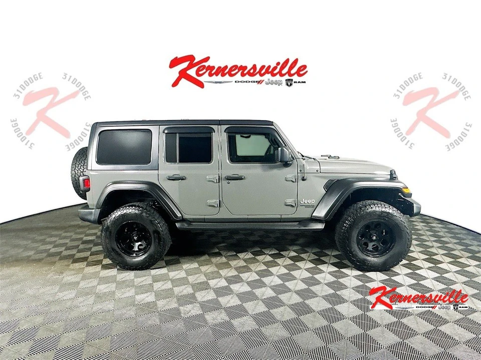 2020 Jeep JL Wrangler - Image 8 of 21