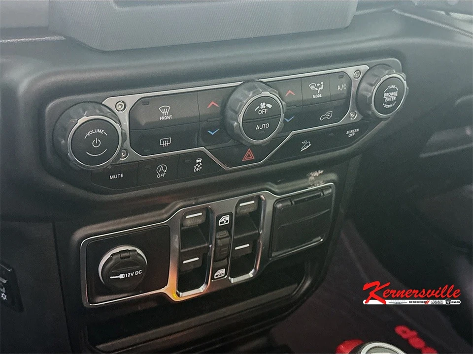 2020 Jeep JL Wrangler - Image 18 of 21