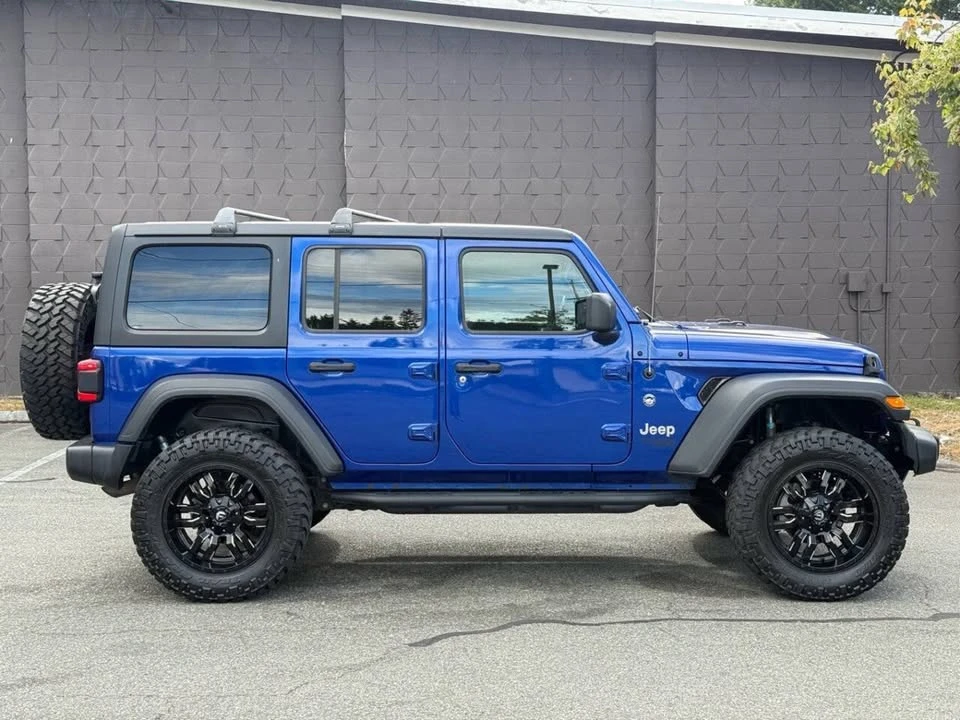 2020 Jeep JL Wrangler - Image 5 of 20
