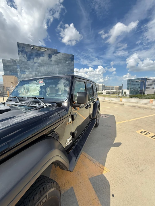 2020 Jeep JL Wrangler - Image 18 of 31