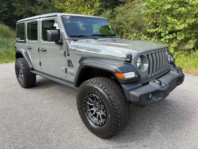 2020 Jeep JL Wrangler - Image 4 of 12