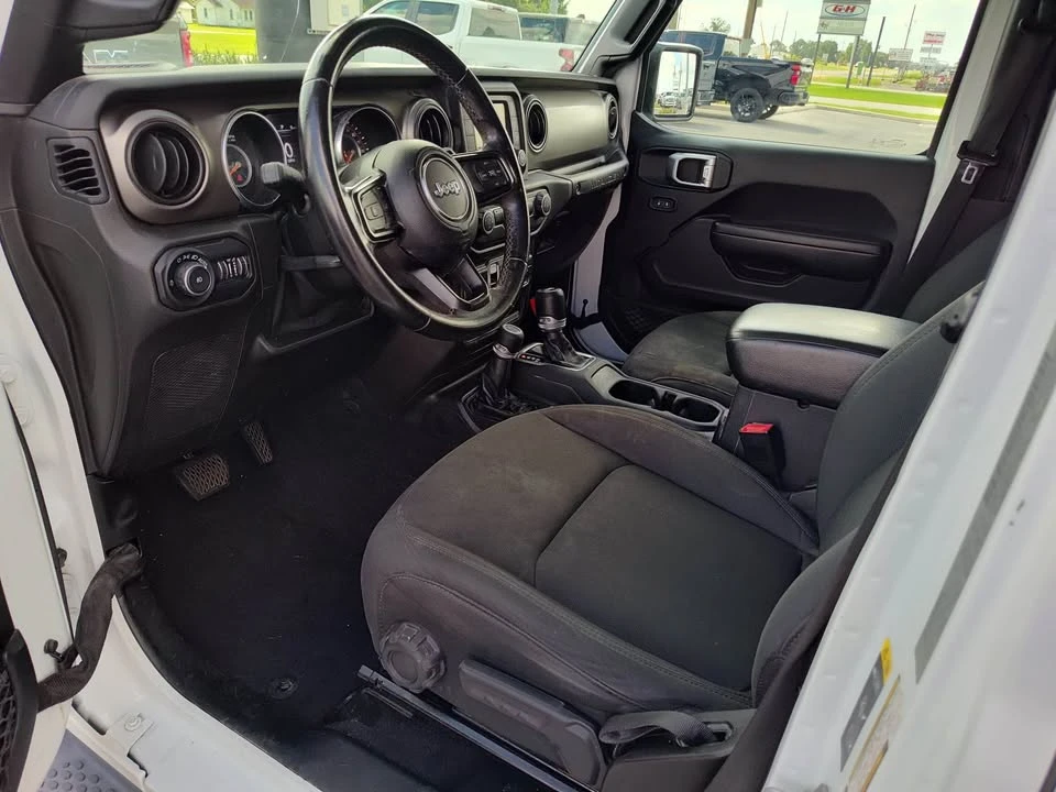 2020 Jeep JL Wrangler - Image 3 of 6