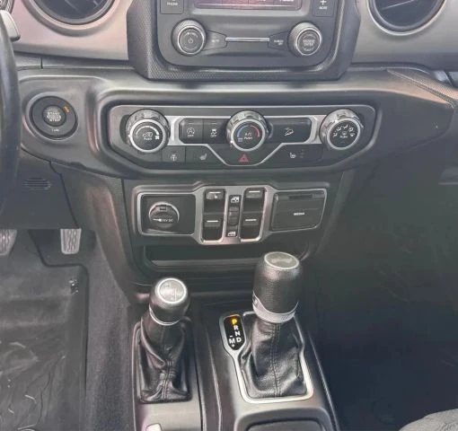 2020 Jeep JL Wrangler - Image 13 of 15