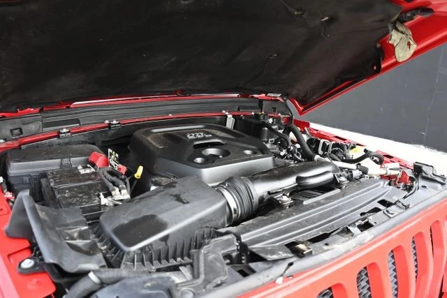 2020 Jeep JL Wrangler - Image 14 of 15