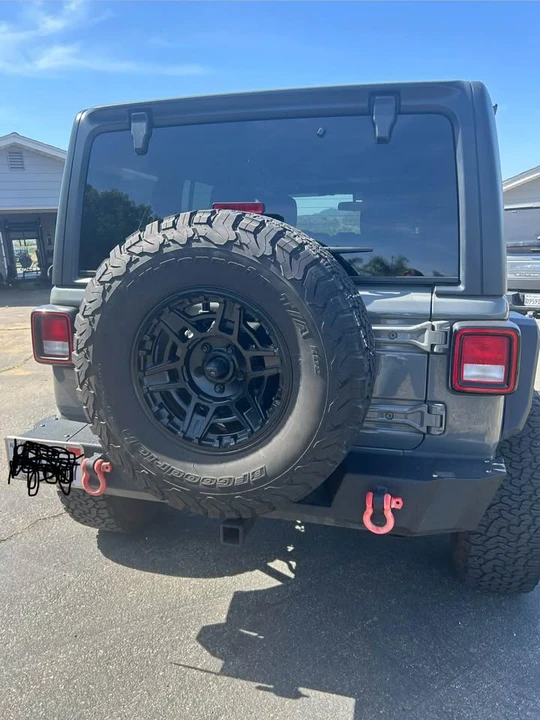 2020 Jeep JL Wrangler - Image 5 of 6